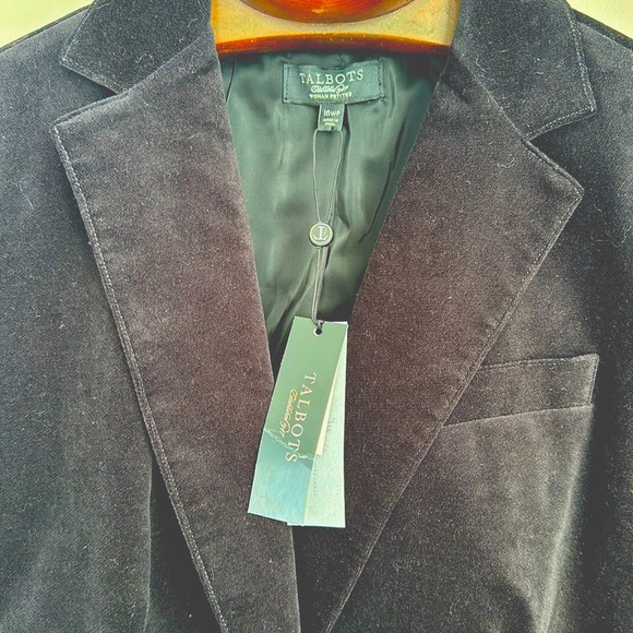 NWT Talbot’s velvet jacket blazer, holiday party ready! 16WP - Picture 3 of 6